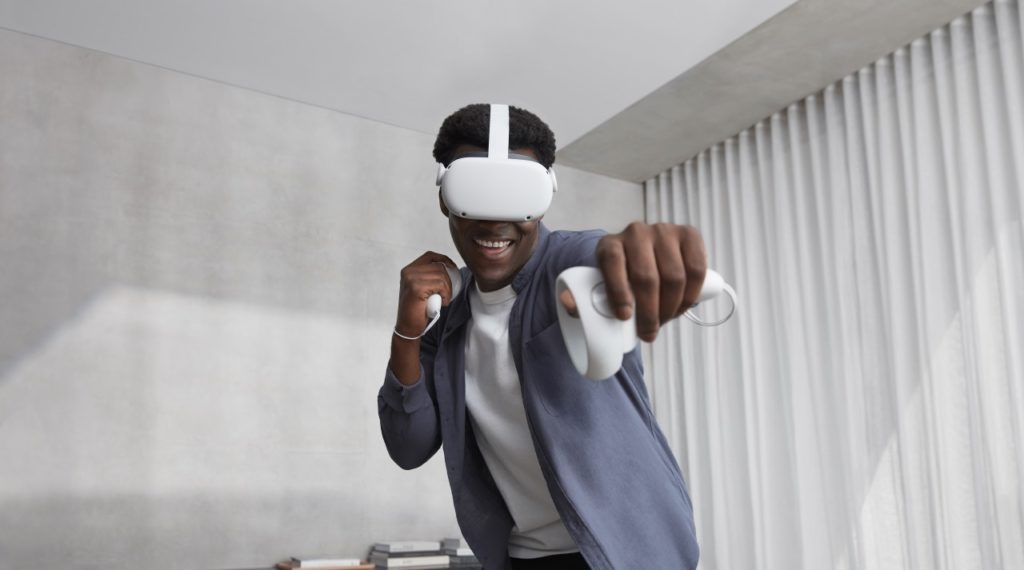 Virtual Reality Headset For Online Gamers